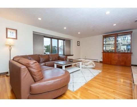 16 Eastern Ave, Stoneham, MA 02180 photo 7