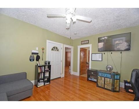 70 Everard St, Worcester, MA 01605 photo 4