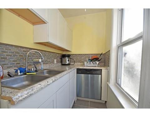 70 Everard St, Worcester, MA 01605 photo 7