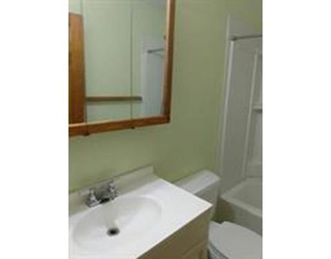 8 Fourth St, Worcester, MA 01602 photo 9