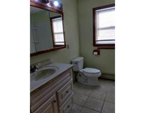 8 Fourth St, Worcester, MA 01602 photo 13