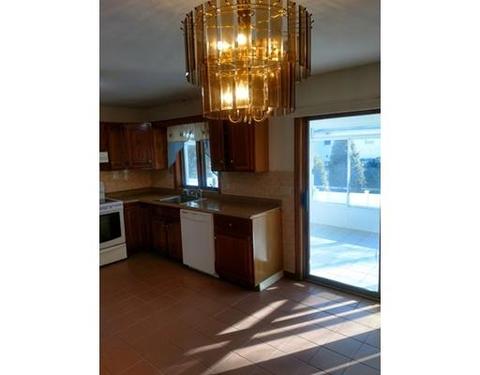 8 Fourth St, Worcester, MA 01602 photo 7