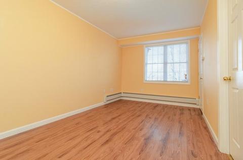 14 Blake St, Worcester, MA 01604 photo 18