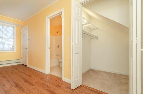 14 Blake St, Worcester, MA 01604 photo 19