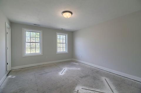 18 Chapman St, Dunstable, MA 01827 photo 11