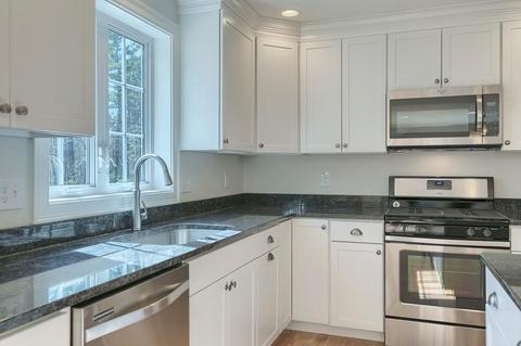 18 Chapman St, Dunstable, MA 01827 photo 3