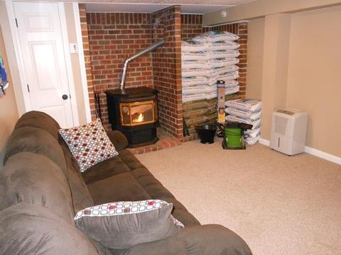 28 Pomeroy St, Easthampton, MA 01027 photo 23