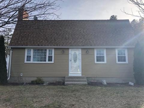 28 Pomeroy St, Easthampton, MA 01027 photo 1