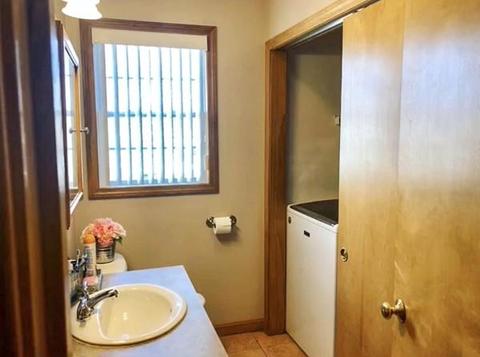 6 Nelson St, Fall River, MA 02721 photo 5