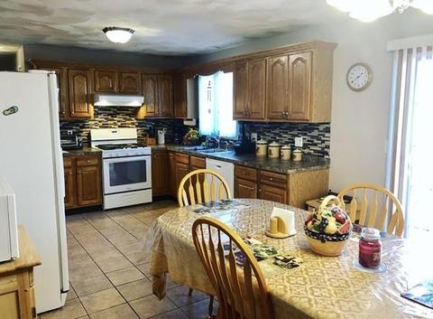 6 Nelson St, Fall River, MA 02721 photo 4