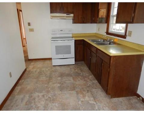 79 Brandon Ave, Springfield, MA 01119 photo 5