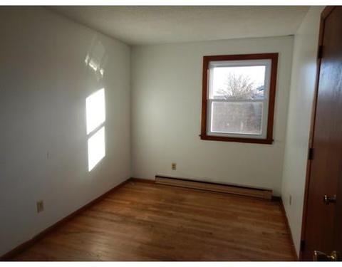 79 Brandon Ave, Springfield, MA 01119 photo 9