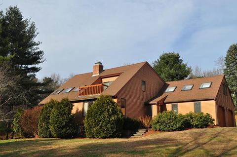 2 Brookside Rd, Middleton, MA 01949 photo 2