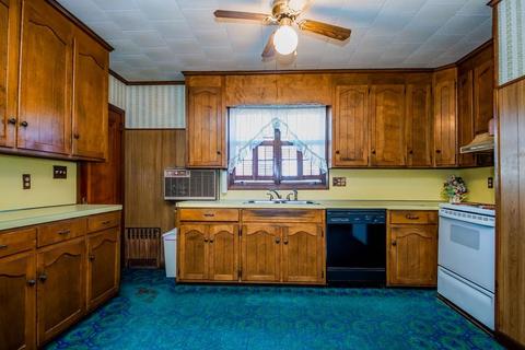 616 King Philip St, Fall River, MA 02724 photo 15