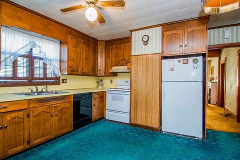 616 King Philip St, Fall River, MA 02724 photo 17