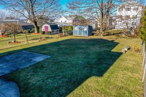 616 King Philip St, Fall River, MA 02724 photo 6