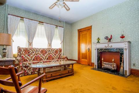 616 King Philip St, Fall River, MA 02724 photo 9