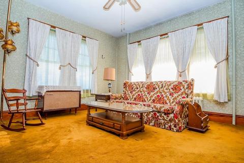 616 King Philip St, Fall River, MA 02724 photo 10