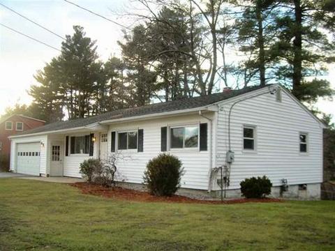 143 E Dunstable Rd, Nashua, NH 03062 photo 1