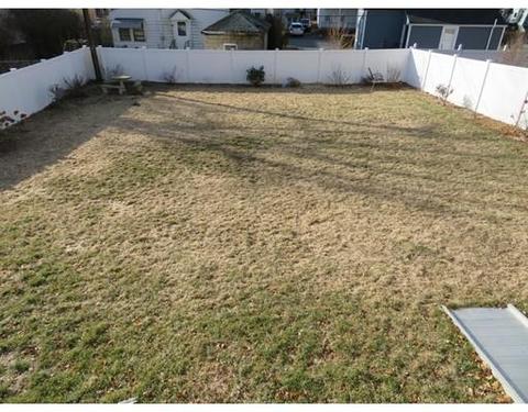 11 Minthorne St, Worcester, MA 01603 photo 6