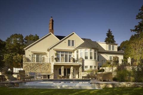 810 South St, Needham, MA 02492 photo 1