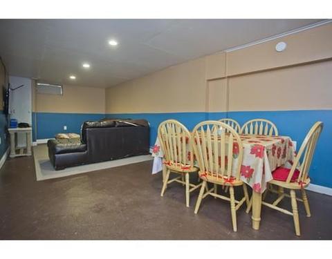 28 Barton St, Springfield, MA 01104 photo 18