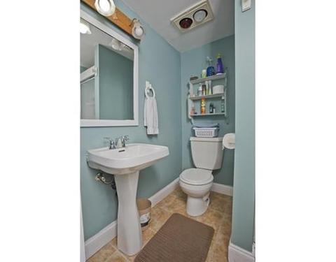 28 Barton St, Springfield, MA 01104 photo 21