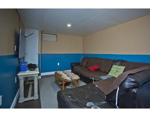 28 Barton St, Springfield, MA 01104 photo 17