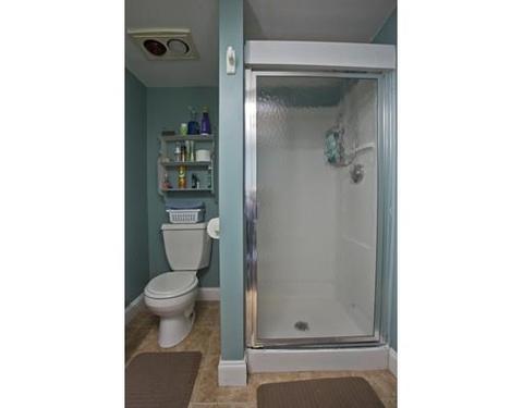 28 Barton St, Springfield, MA 01104 photo 22