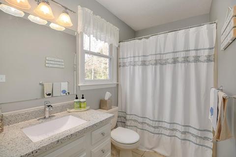 27 Chart Well Dr, Bourne, MA 02532 photo 12