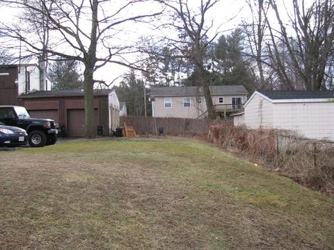 125 Ward St, Chicopee, MA 01020 photo 3