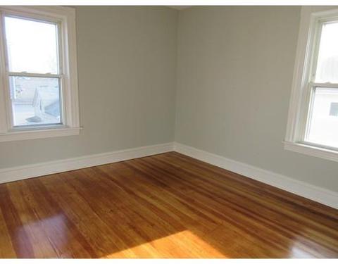 189 Mcgowan St, Fall River, MA 02723 photo 12