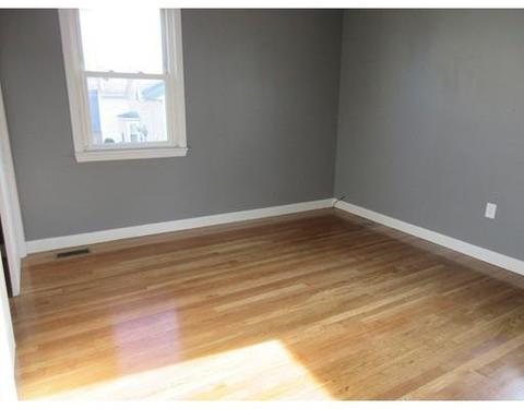 189 Mcgowan St, Fall River, MA 02723 photo 5