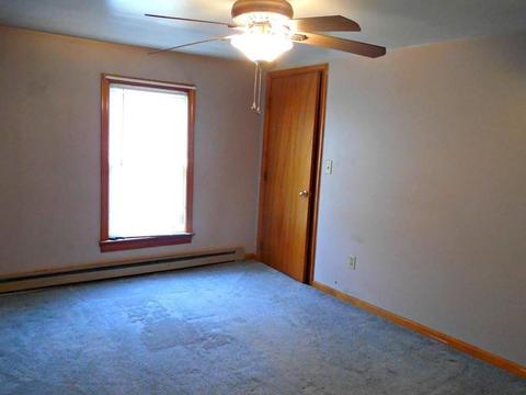 88 W Main St, Ware, MA 01082 photo 10