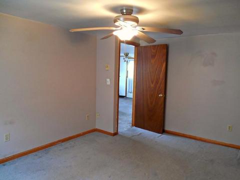 88 W Main St, Ware, MA 01082 photo 9