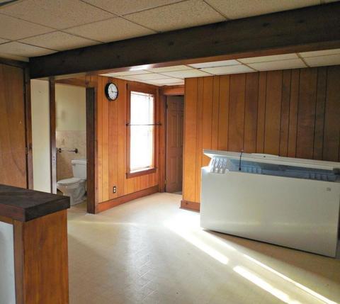 88 W Main St, Ware, MA 01082 photo 18