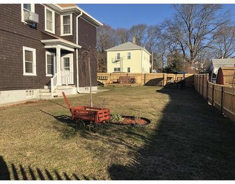 16 Alsop St, Fall River, MA 02723 photo 4