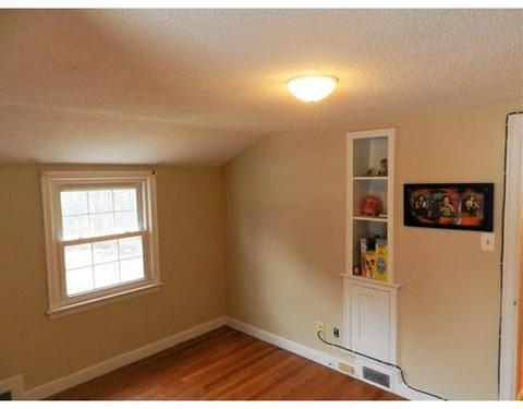 1291 Plumtree Rd, Springfield, MA 01119 photo 15