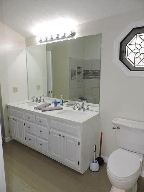 17 Wakefield Ave, Webster, MA 01570 photo 17