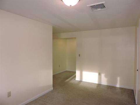 17 Wakefield Ave, Webster, MA 01570 photo 27