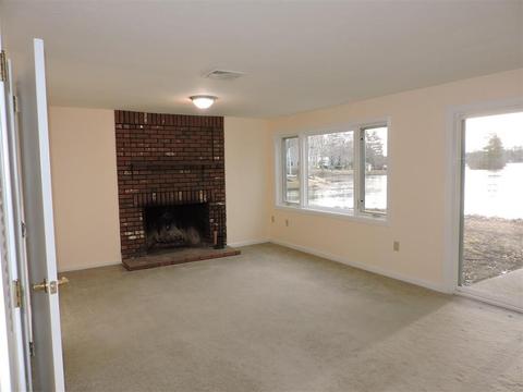 17 Wakefield Ave, Webster, MA 01570 photo 24