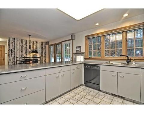 2 Sadler Rd, Upton, MA 01568 photo 9