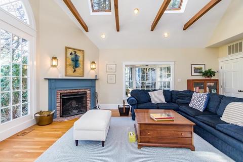 8 Pelham Rd, Weston, MA 02493 photo 8