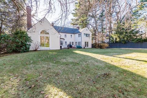 8 Pelham Rd, Weston, MA 02493 photo 4