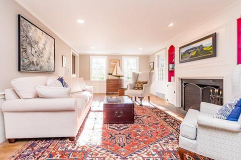 8 Pelham Rd, Weston, MA 02493 photo 13