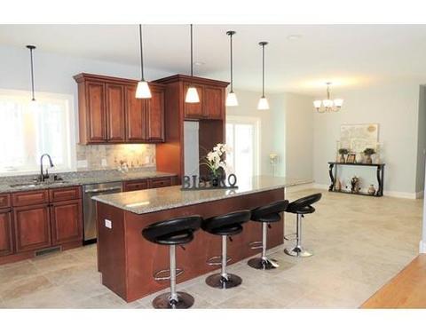 1545 Bay St, Springfield, MA 01109 photo 5