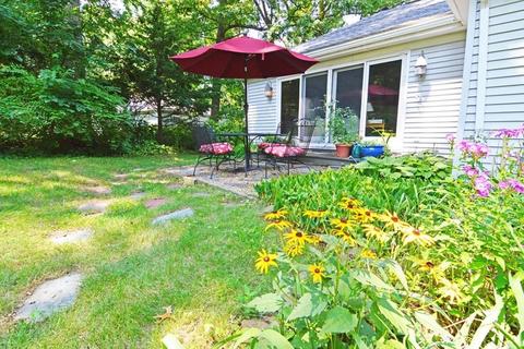 97 Overlook Dr, Springfield, MA 01118 photo 25