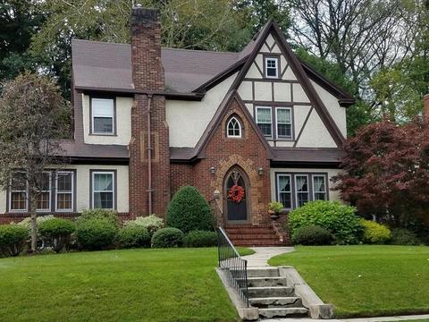 107 Coolidge Rd, Worcester, MA 01602 photo 1