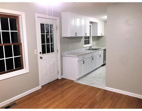 54 Corrine St, Worcester, MA 01604 photo 5