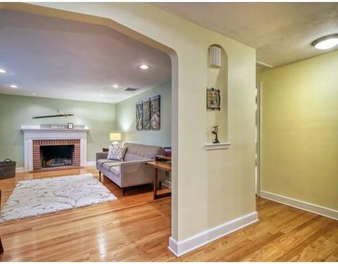 99 Barrett St, Needham, MA 02492 photo 4